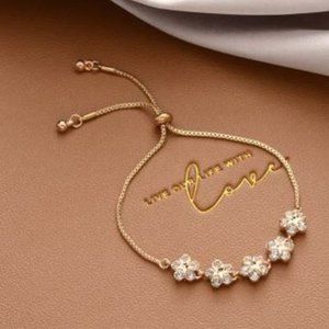 Gorgeous Flower Adjustable Bracelet